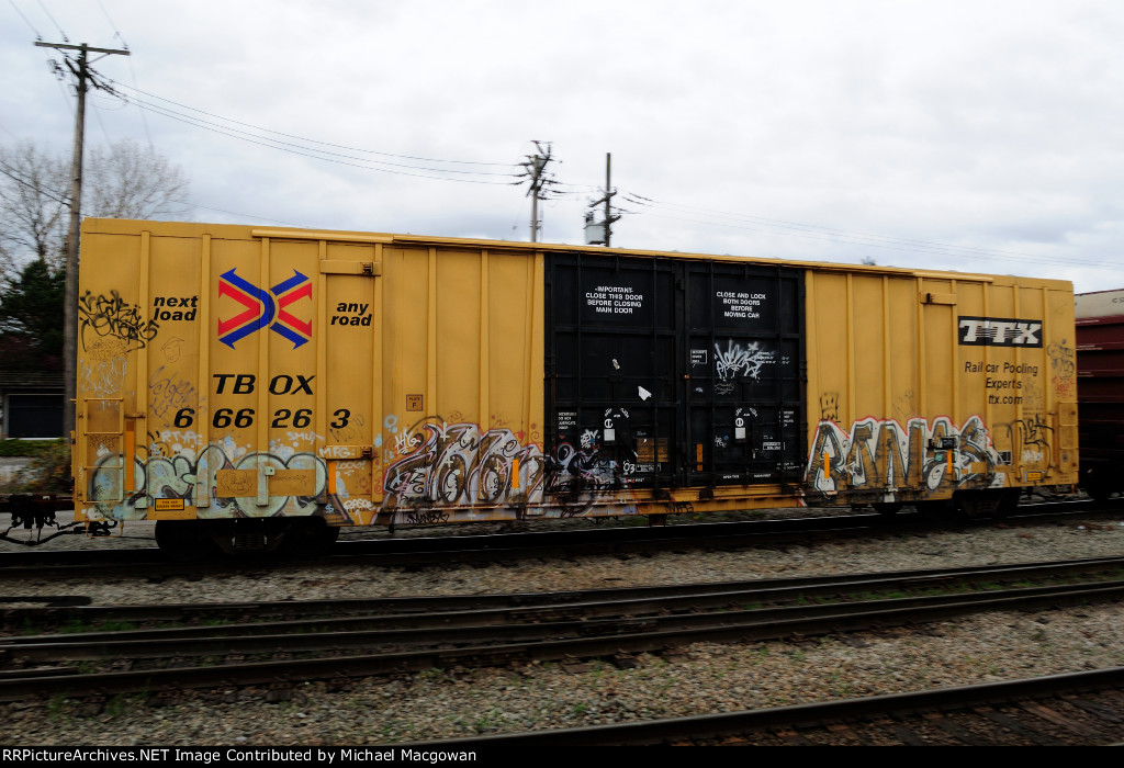 TBOX 666263 609 ft Double Door Excess Height Boxcar TTX (side A)